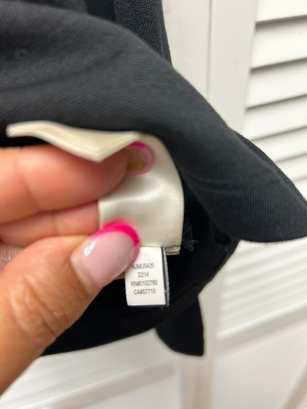 Kate Spade Black Mock Neck Top Gold Back Zipper Size 6 - Picture 5 of 6